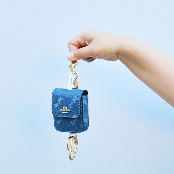 NWT Coach Horse & Carriage Multi Link Coin Case Bag Charm Key Chain - Picture 3 of 6